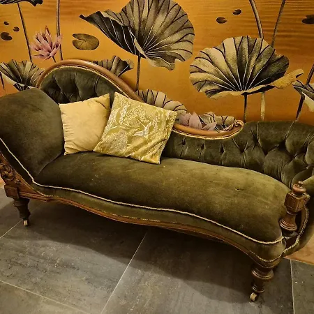 La Chartreuse A Cahuzac * Larressingle